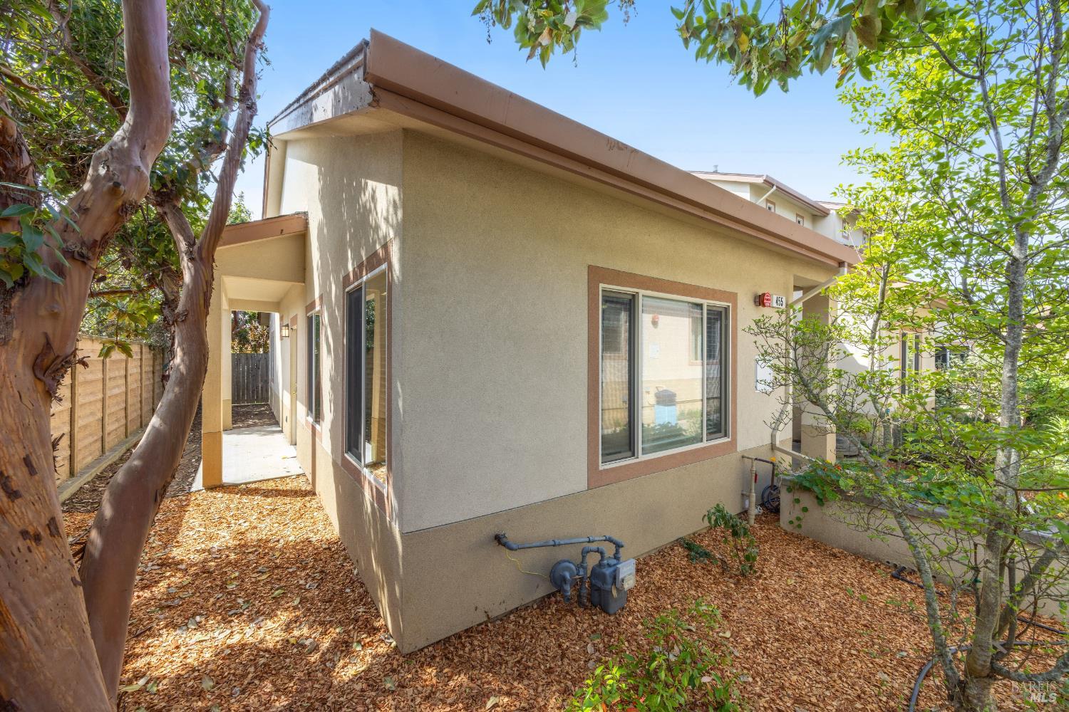 455 Sequoia Lane Sebastopol CA 95472