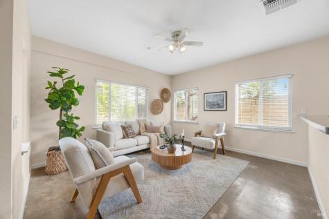 455 Sequoia Lane Sebastopol CA 95472