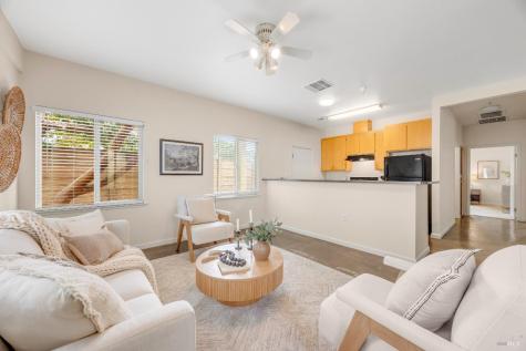 455 Sequoia Lane Sebastopol CA 95472