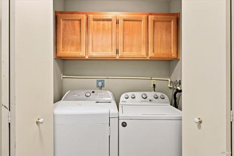 323 Harvest Lane Santa Rosa CA 95401