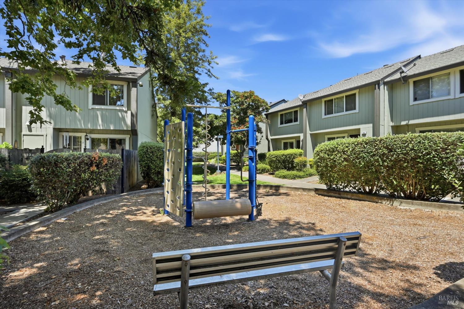 323 Harvest Lane Santa Rosa CA 95401