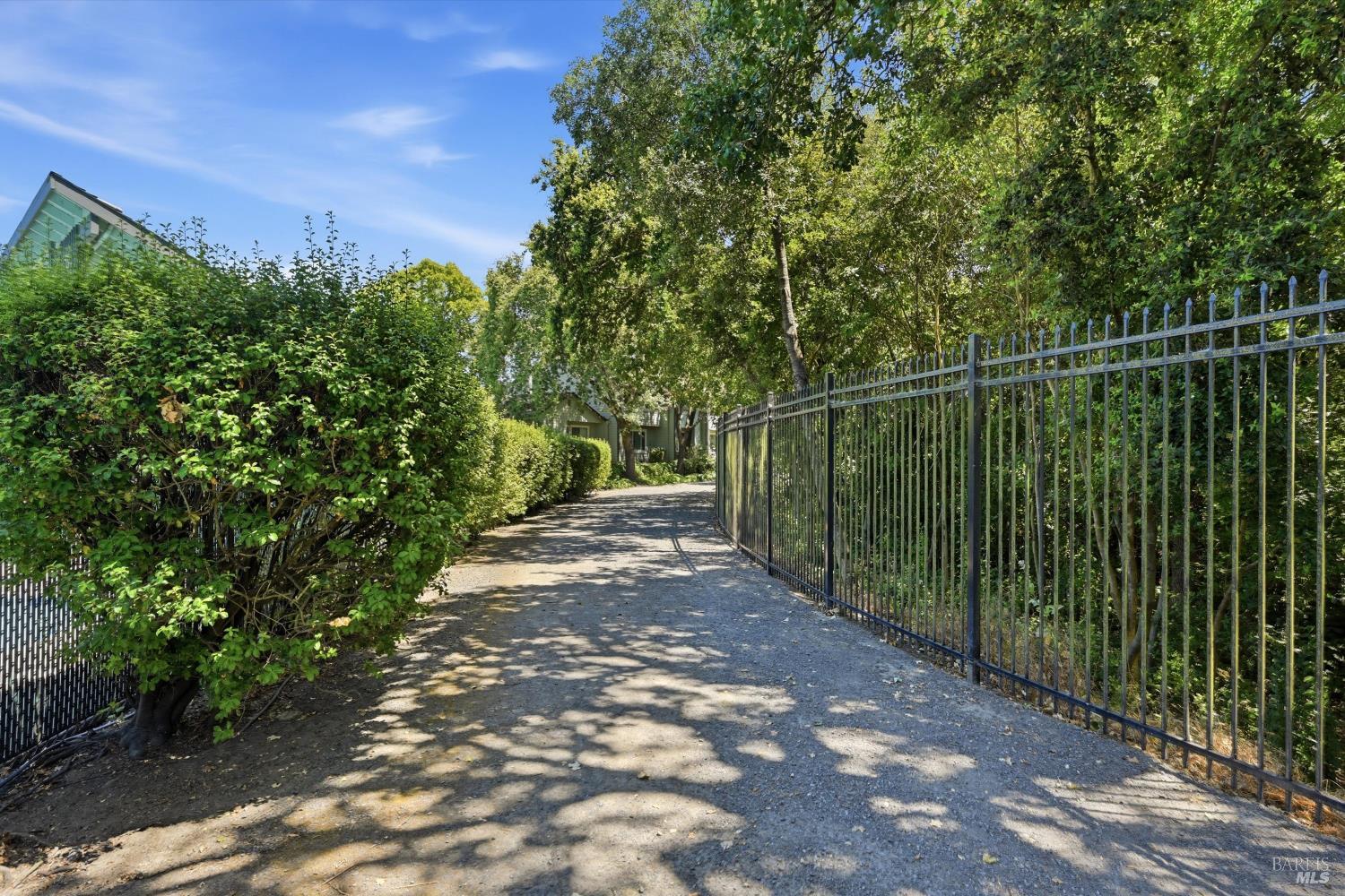 323 Harvest Lane Santa Rosa CA 95401