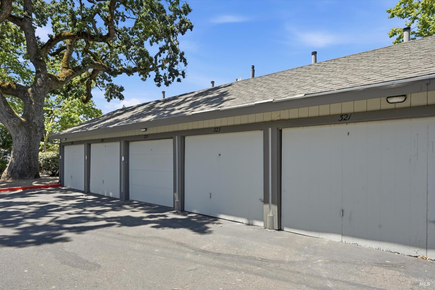 323 Harvest Lane Santa Rosa CA 95401
