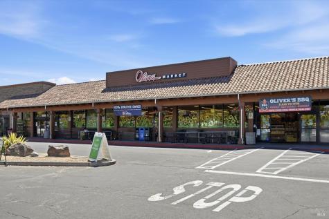 323 Harvest Lane Santa Rosa CA 95401