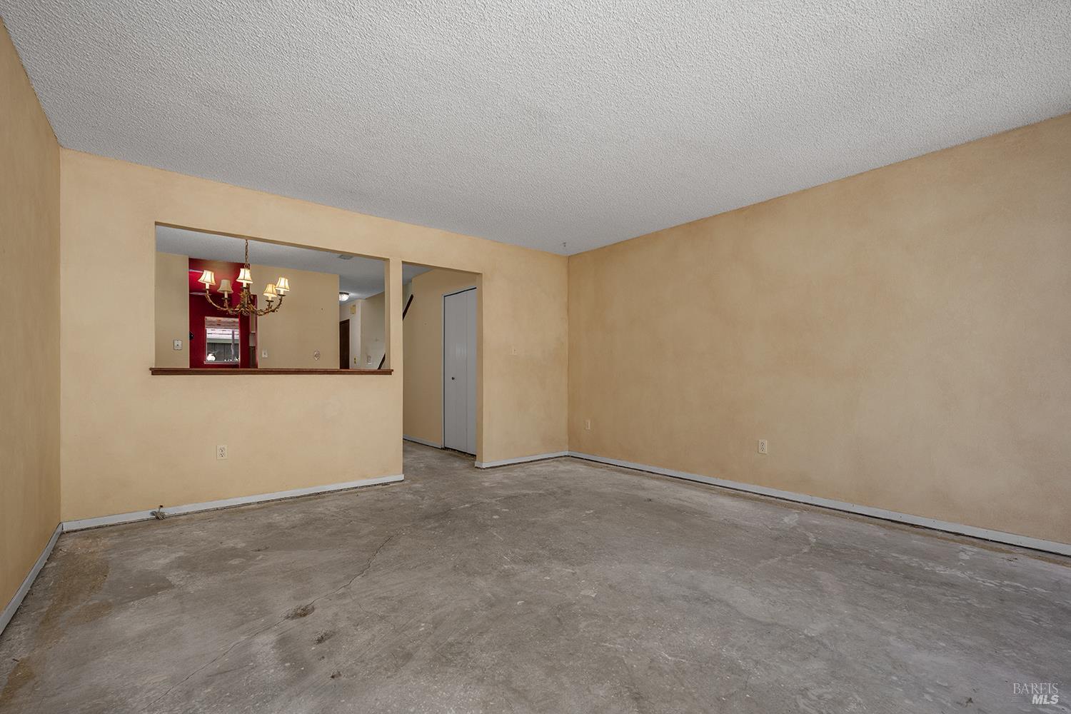 1990 Knolls Drive Santa Rosa CA 95405