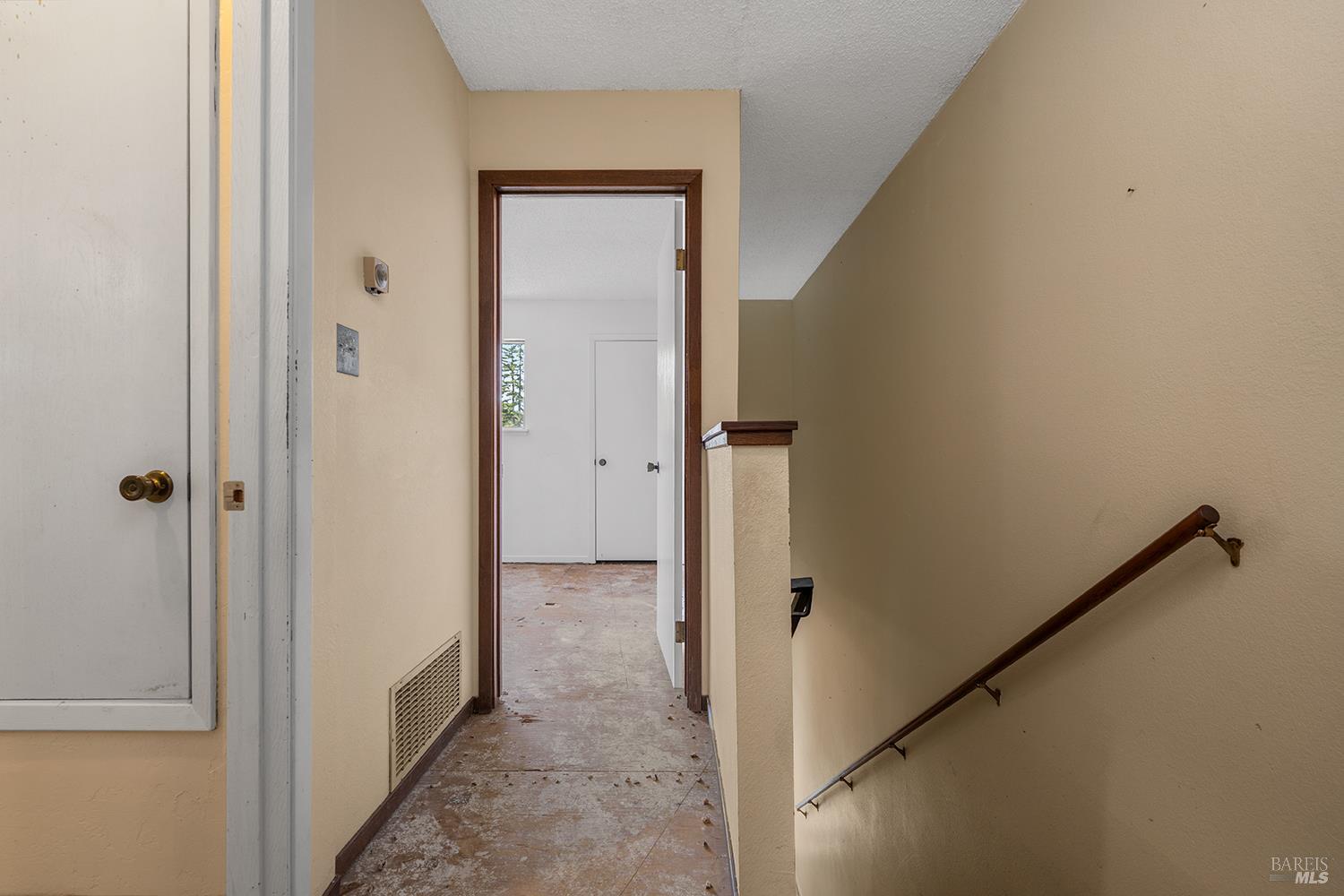 1990 Knolls Drive Santa Rosa CA 95405