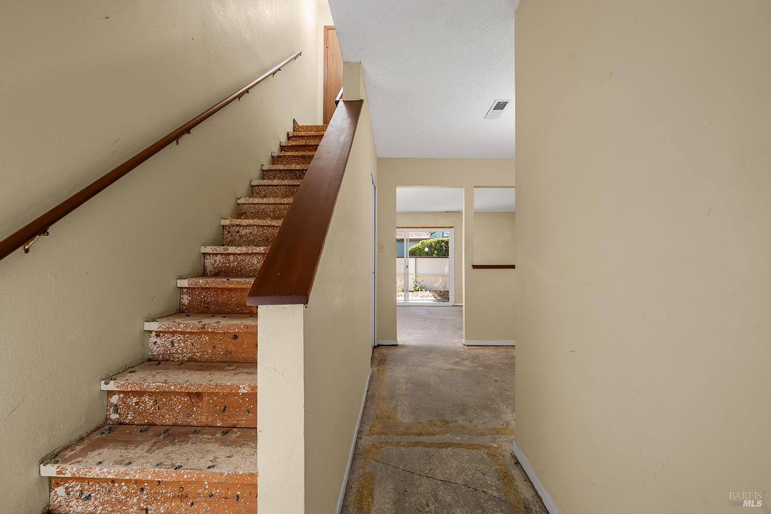 1990 Knolls Drive Santa Rosa CA 95405