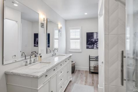 362 Piper Street Healdsburg CA 95448