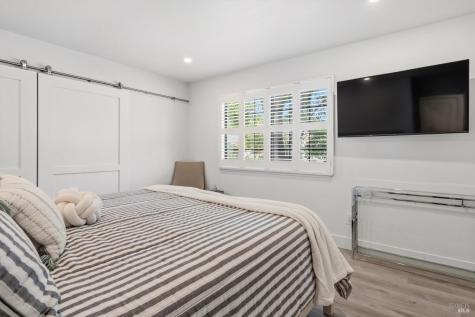362 Piper Street Healdsburg CA 95448
