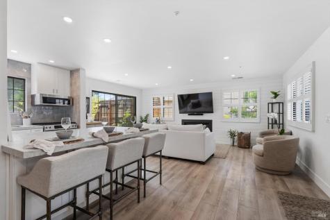 362 Piper Street Healdsburg CA 95448