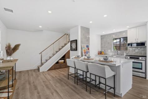 362 Piper Street Healdsburg CA 95448