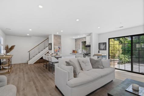 362 Piper Street Healdsburg CA 95448