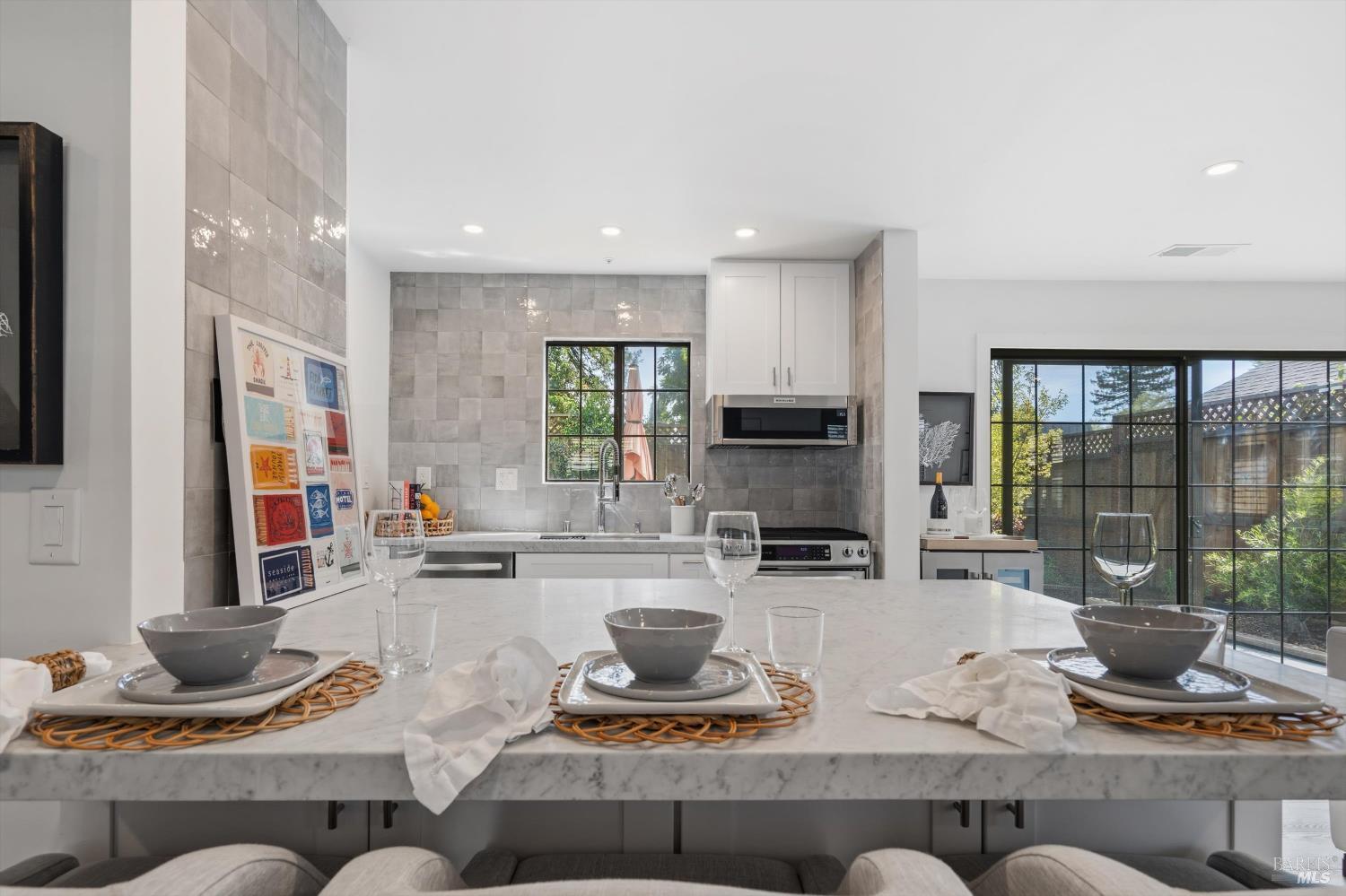362 Piper Street Healdsburg CA 95448
