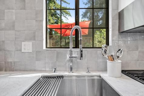 362 Piper Street Healdsburg CA 95448