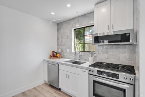362 Piper Street Healdsburg CA 95448