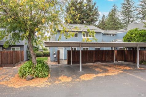 641 Racquet Club Circle Rohnert Park CA 94928