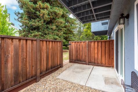 641 Racquet Club Circle Rohnert Park CA 94928