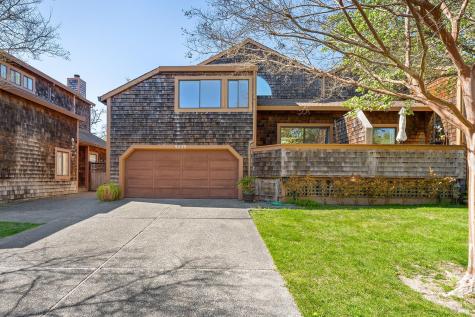 9239 Lakewood Drive Windsor CA 95492