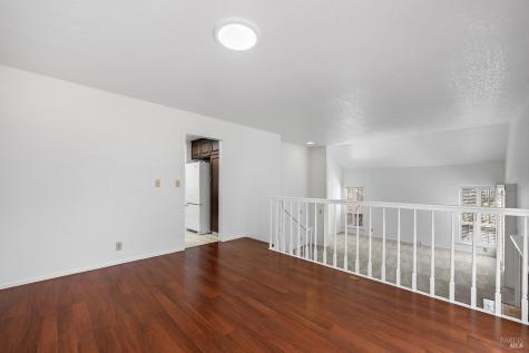 9239 Lakewood Drive Windsor CA 95492