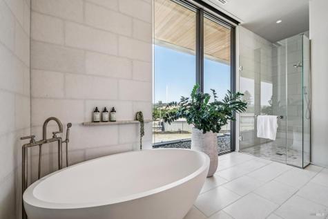 151 Sawmill Circle Healdsburg CA 95448