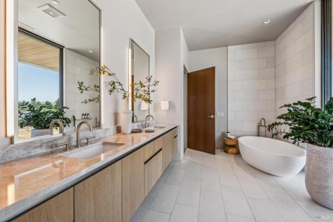 151 Sawmill Circle Healdsburg CA 95448