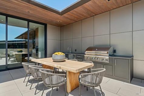 151 Sawmill Circle Healdsburg CA 95448