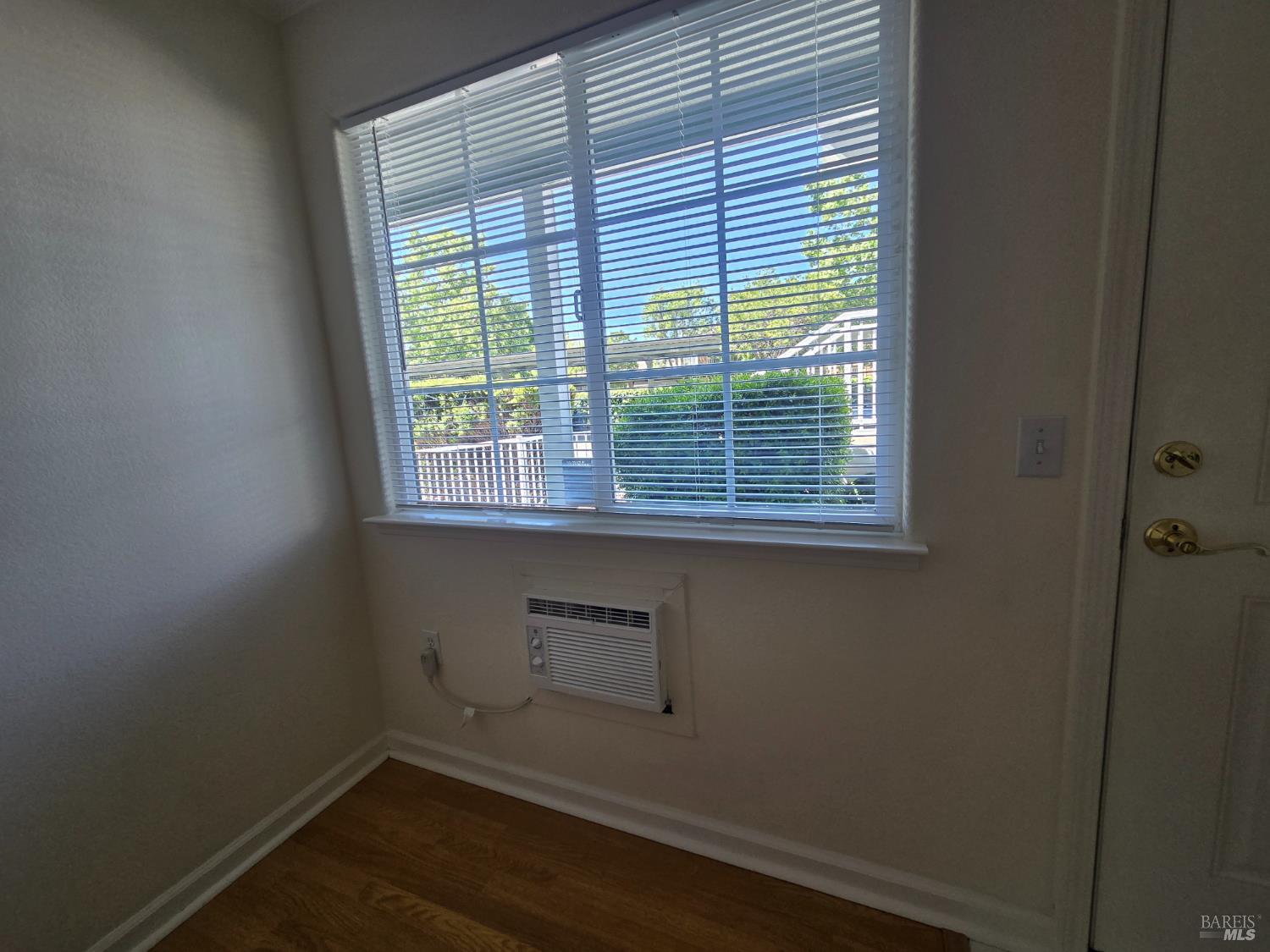 1501 La Esplanada Place Santa Rosa CA 95404