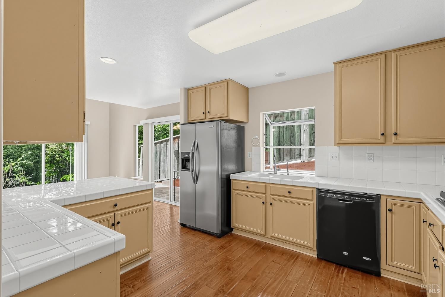 123 Alice Street Santa Rosa CA 95409