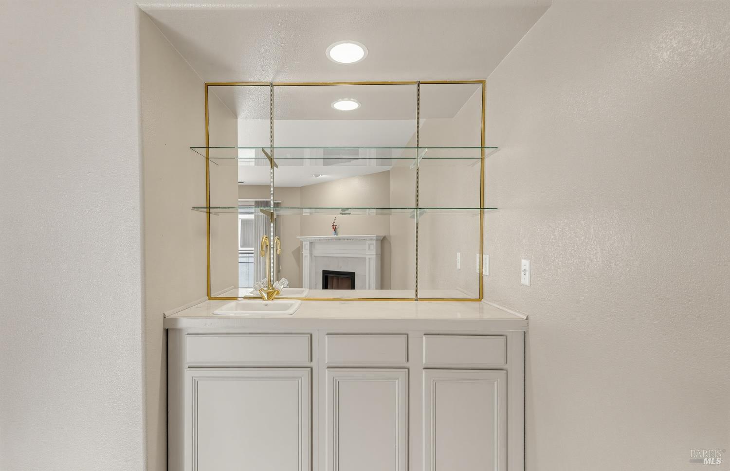 123 Alice Street Santa Rosa CA 95409