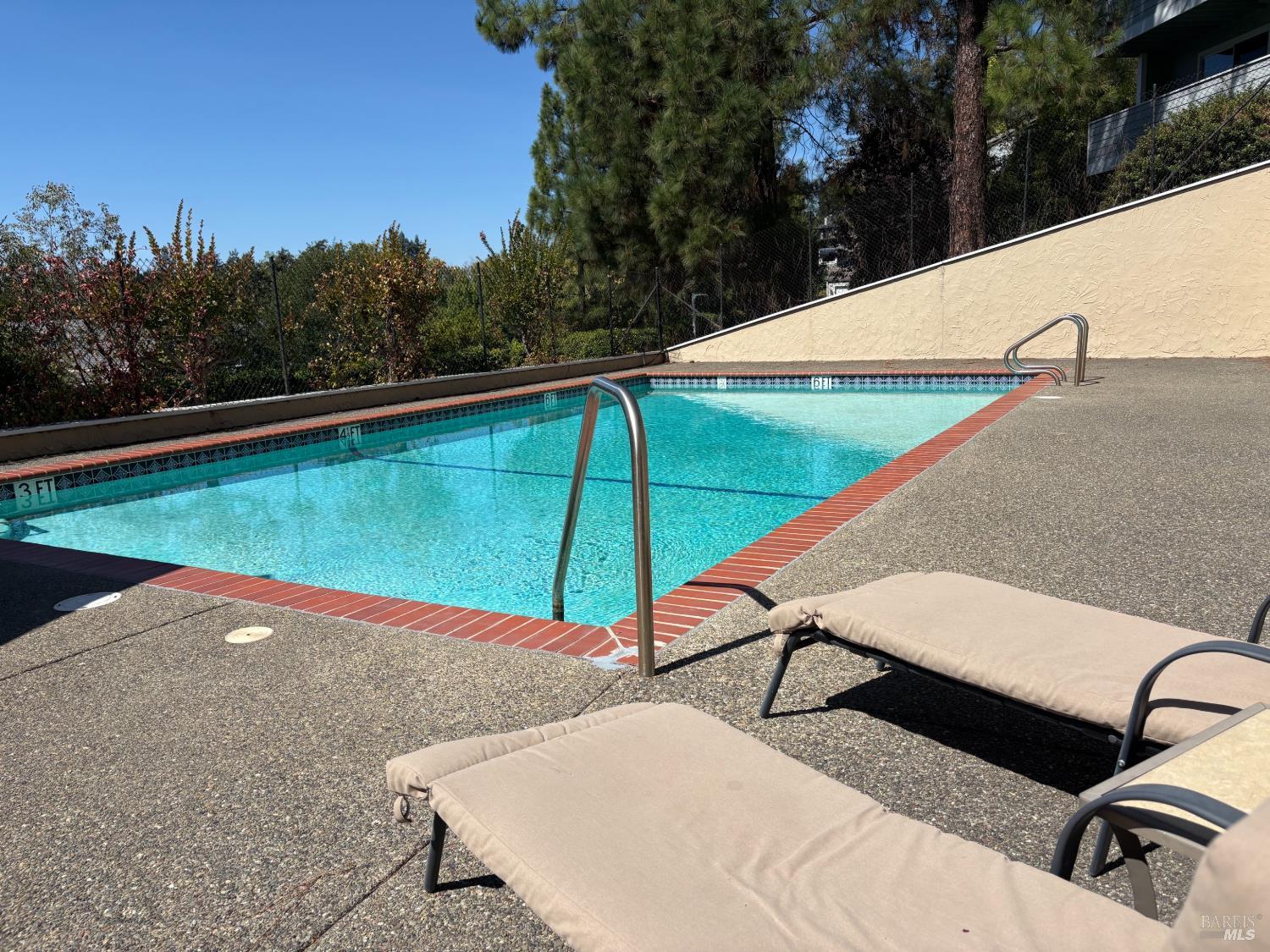 123 Alice Street Santa Rosa CA 95409