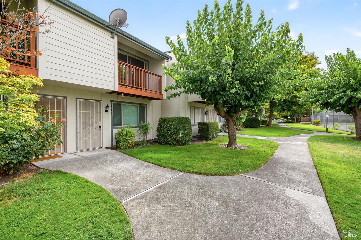 1064 Eleanor Avenue Rohnert Park CA 94928