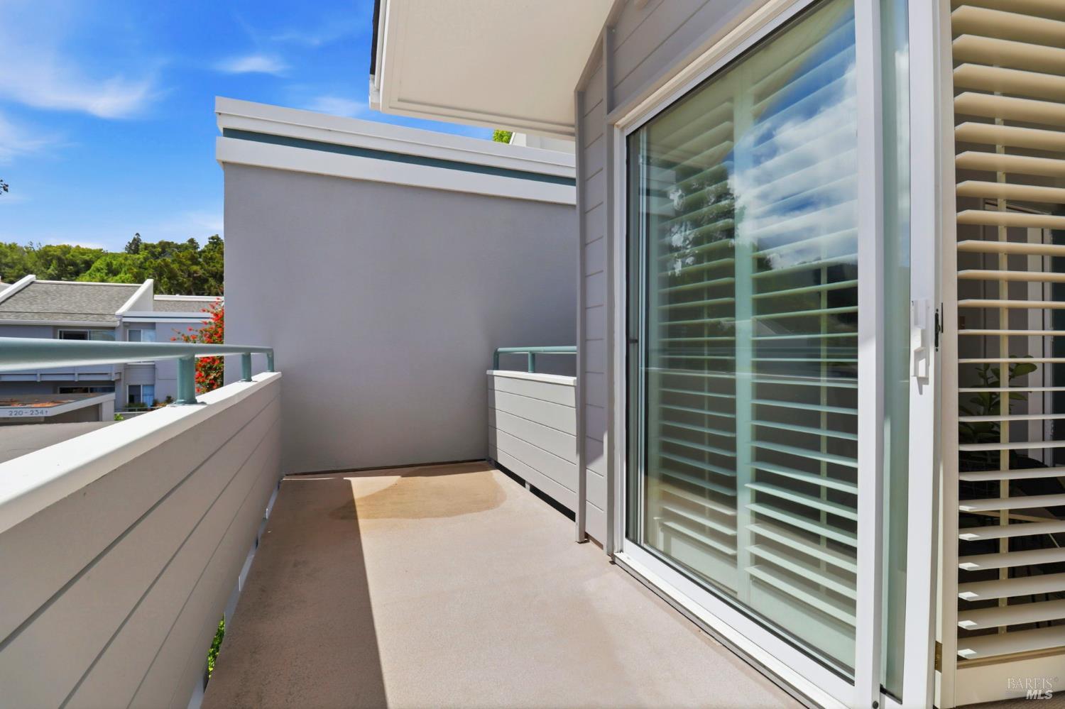 186 Larkspur Plaza Drive Larkspur CA 94939