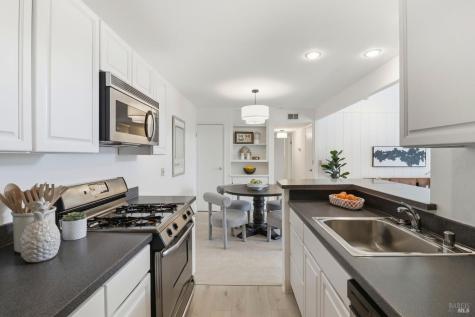 186 Larkspur Plaza Drive Larkspur CA 94939
