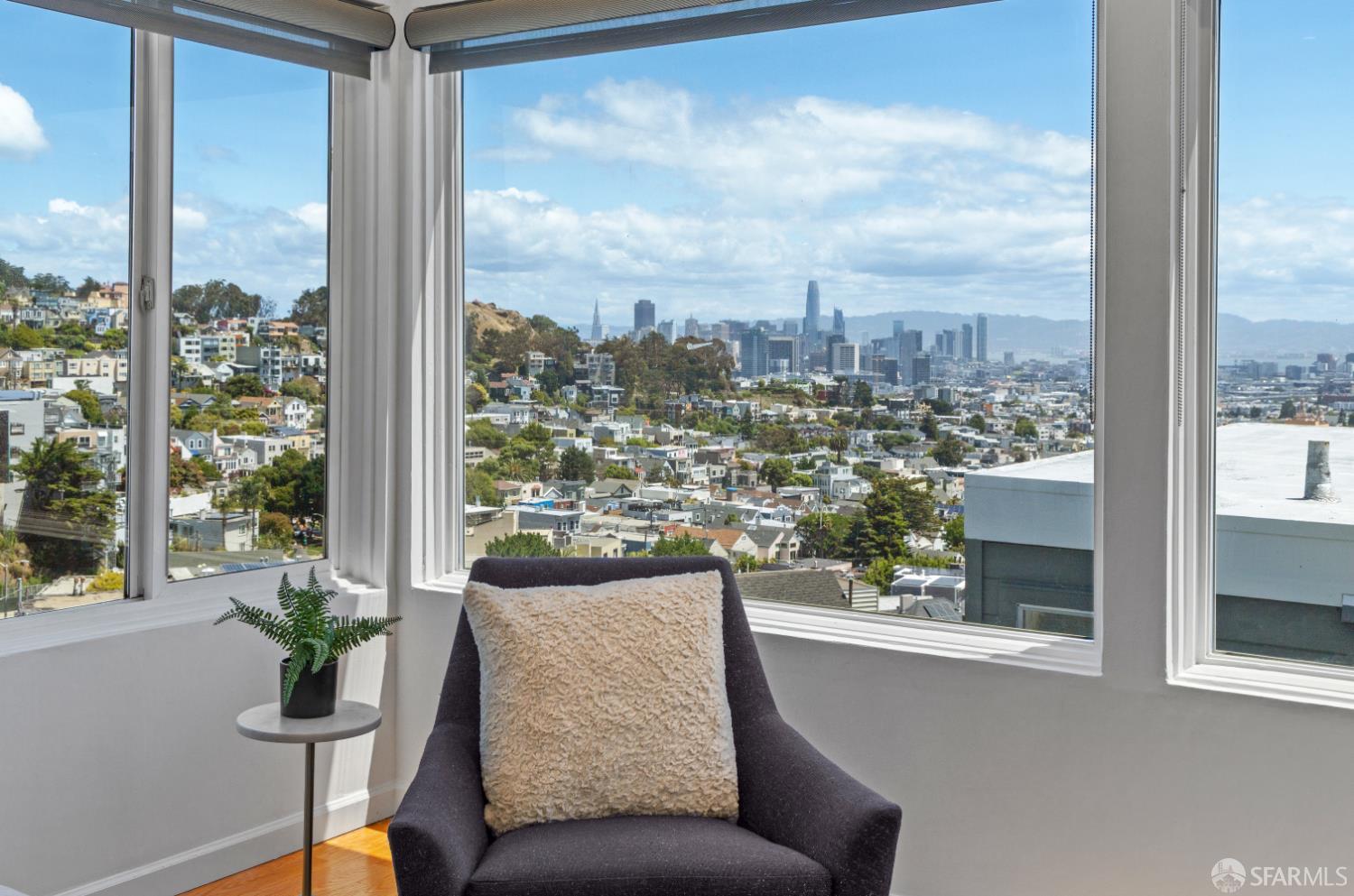1460 Clayton Street San Francisco CA 94114