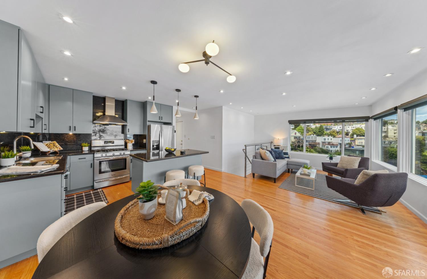 1460 Clayton Street San Francisco CA 94114