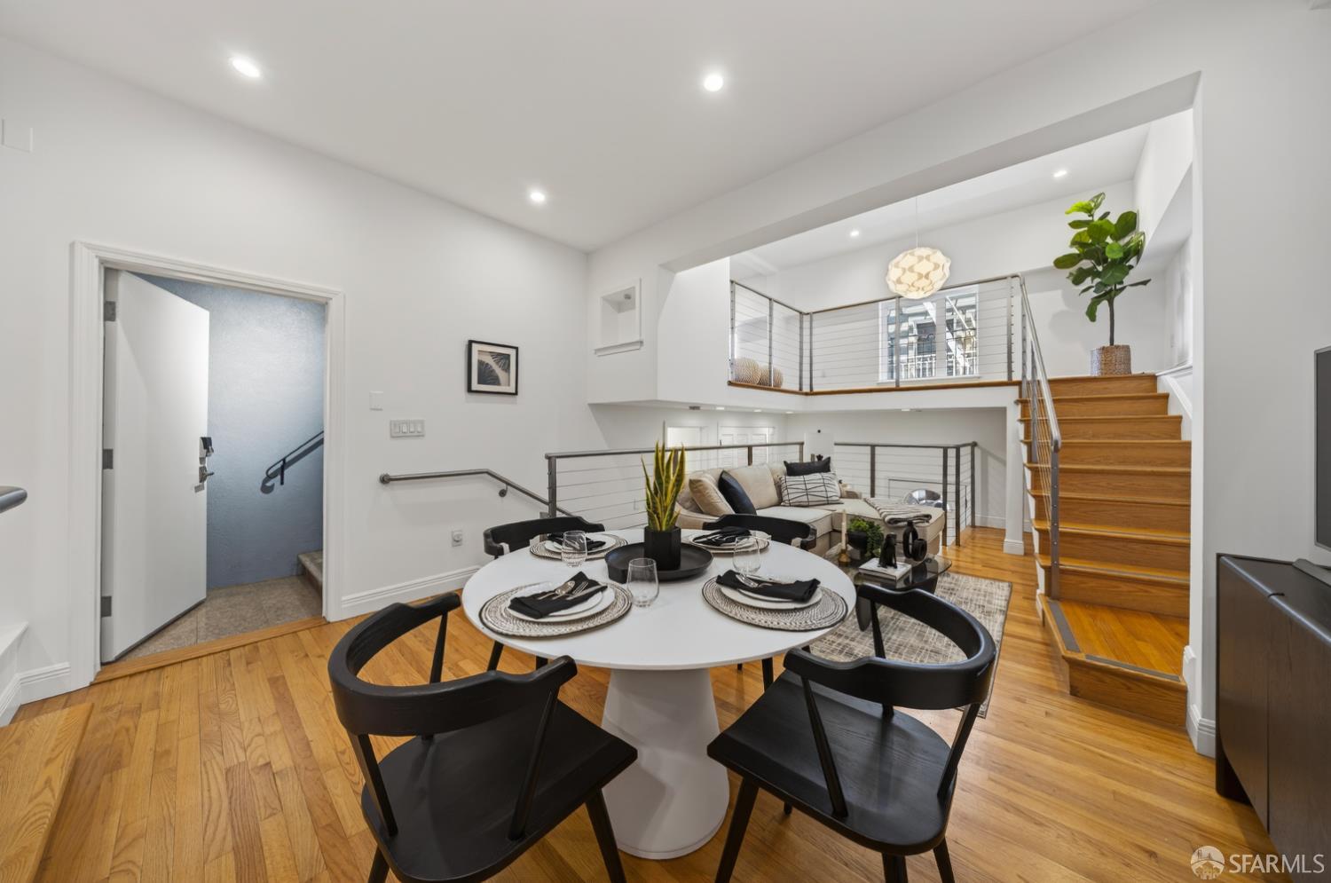1460 Clayton Street San Francisco CA 94114