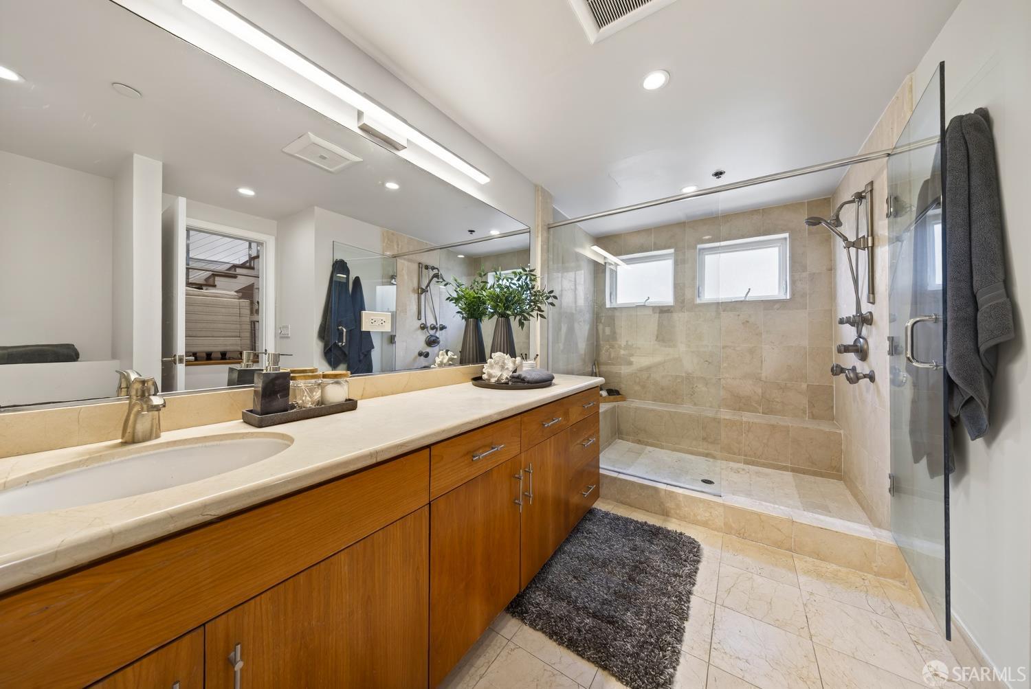 1460 Clayton Street San Francisco CA 94114