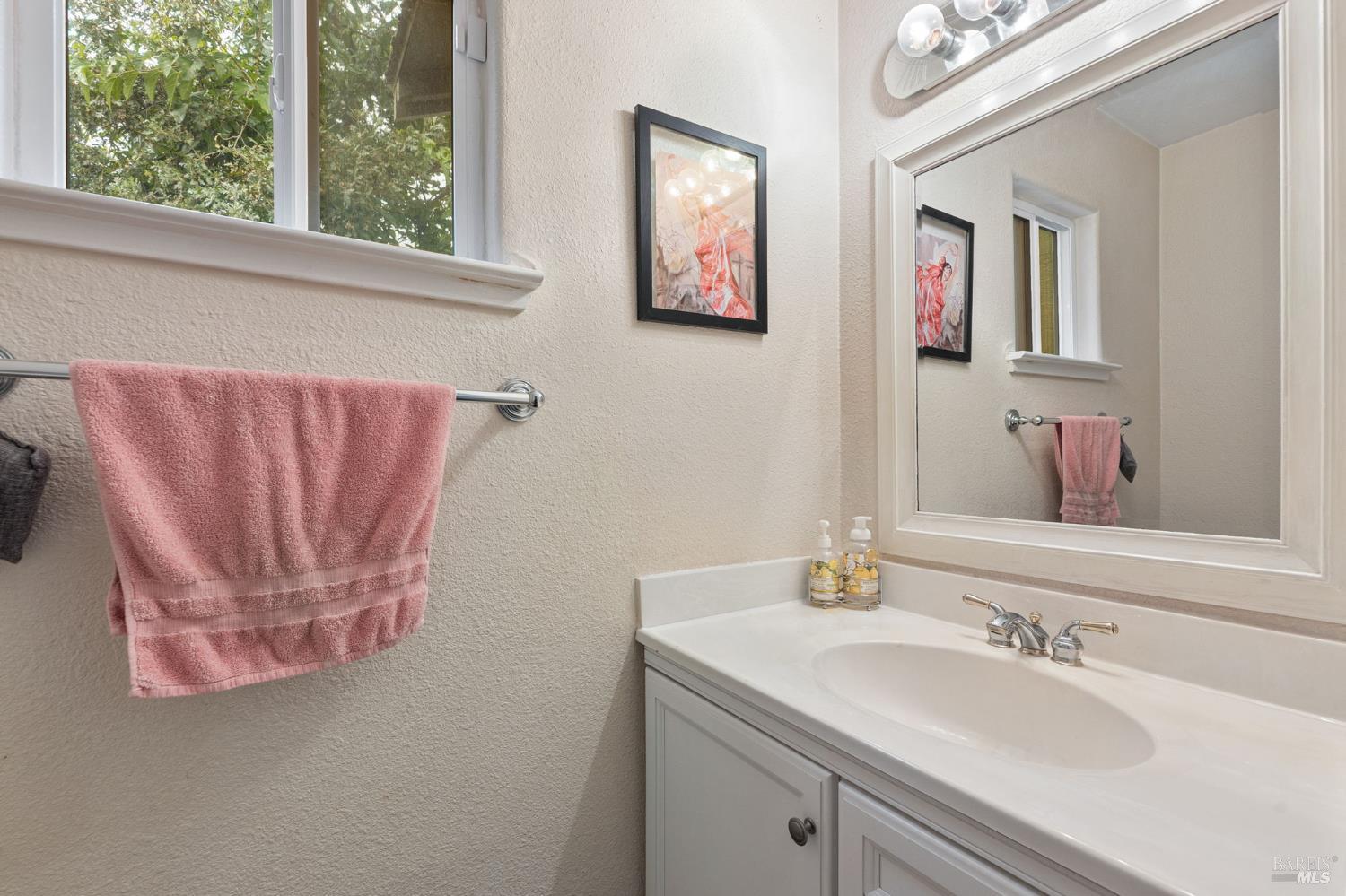 369 Eldridge Avenue Vacaville CA 95688