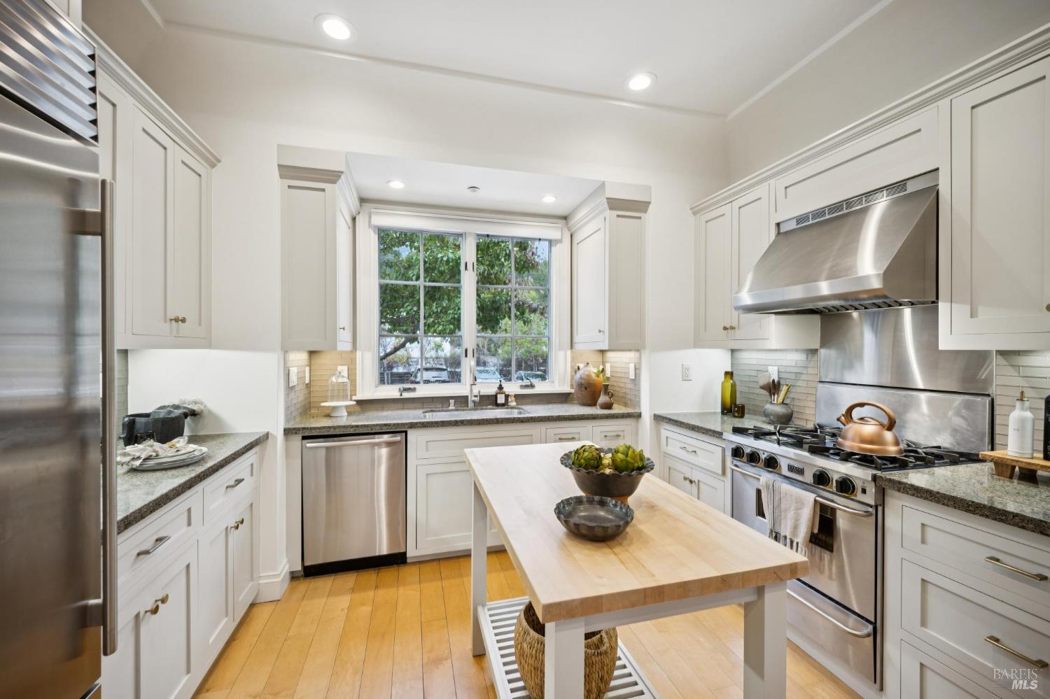 21 Tamalpais Commons Lane Mill Valley CA 94941