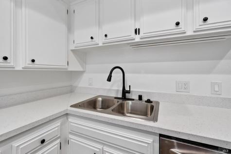 260 Los Alamos Road Santa Rosa CA 95409