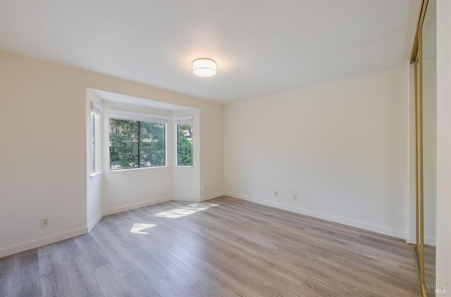 377 Silvio Lane Novato CA 94947