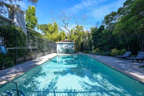 377 Silvio Lane Novato CA 94947