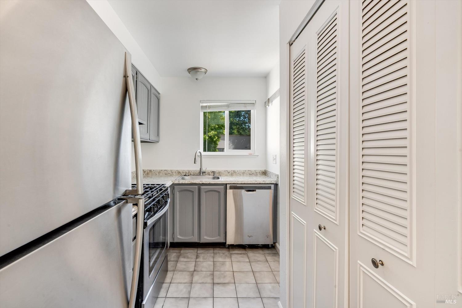 1909 Knolls Drive Santa Rosa CA 95405