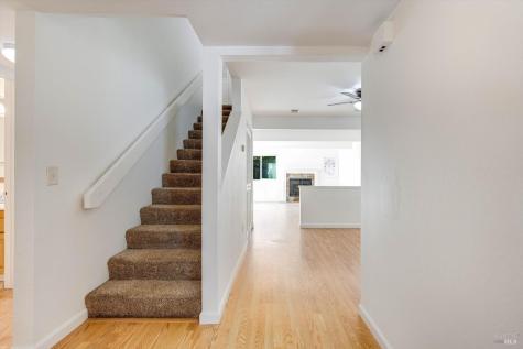 1909 Knolls Drive Santa Rosa CA 95405