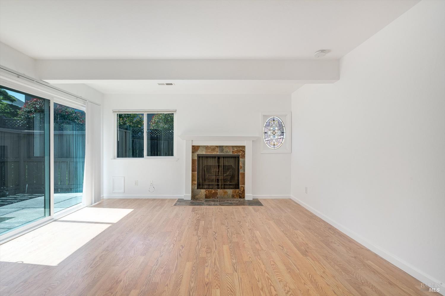 1909 Knolls Drive Santa Rosa CA 95405