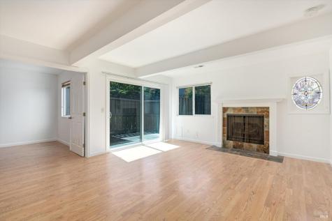 1909 Knolls Drive Santa Rosa CA 95405