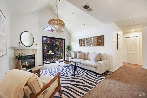 204 Foss Creek Circle Healdsburg CA 95448