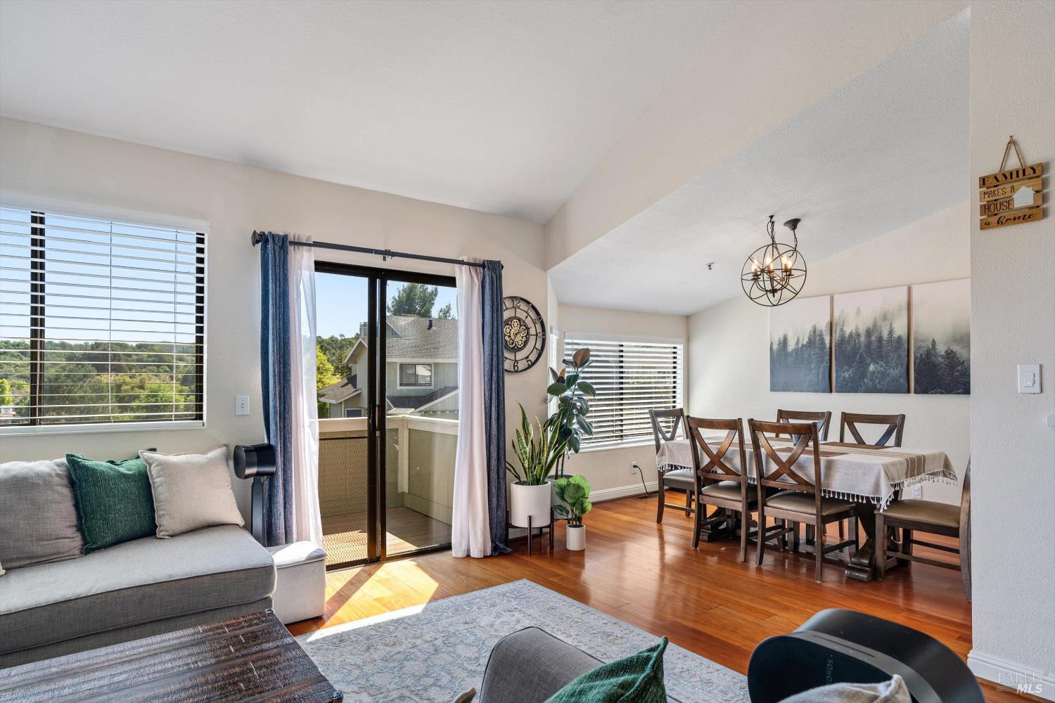 21 Briarwood Court Novato CA 94947