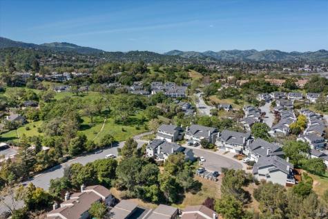 21 Briarwood Court Novato CA 94947