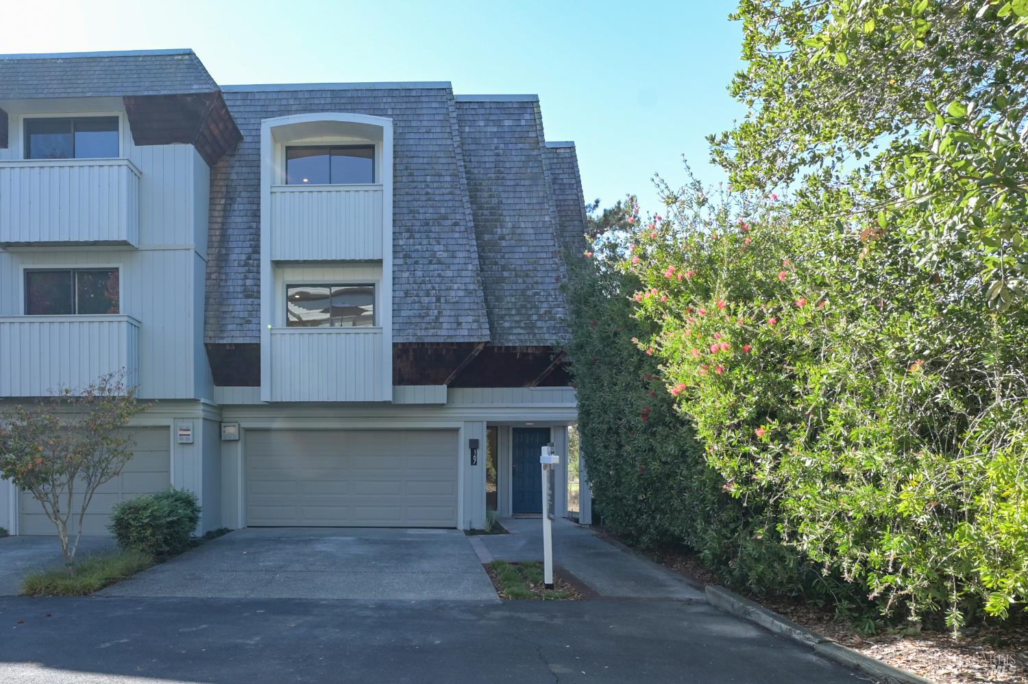 167 Knollwood Drive San Rafael CA 94901